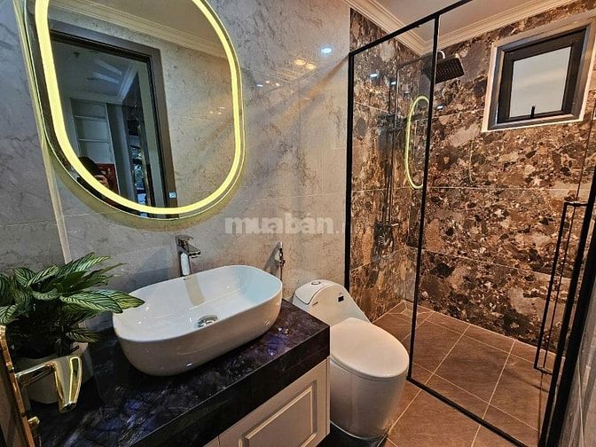 Chính chủ cần bán gấp nhà 7 tầng thang máy vỉa hè 30,9 tỷ kinh doanh 