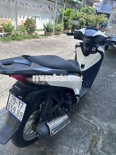 Honda SH Trắng