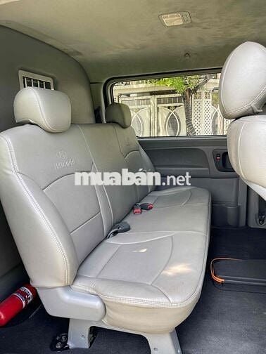 Hyundai Starex 2011 2.5D MT - 130000 km