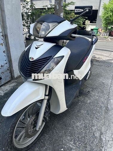 Honda SH Trắng
