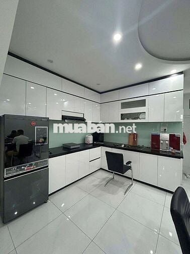 Nhà 3 Tầng Hòa phú 10 Đi Mỹ Cần Bán Gấp