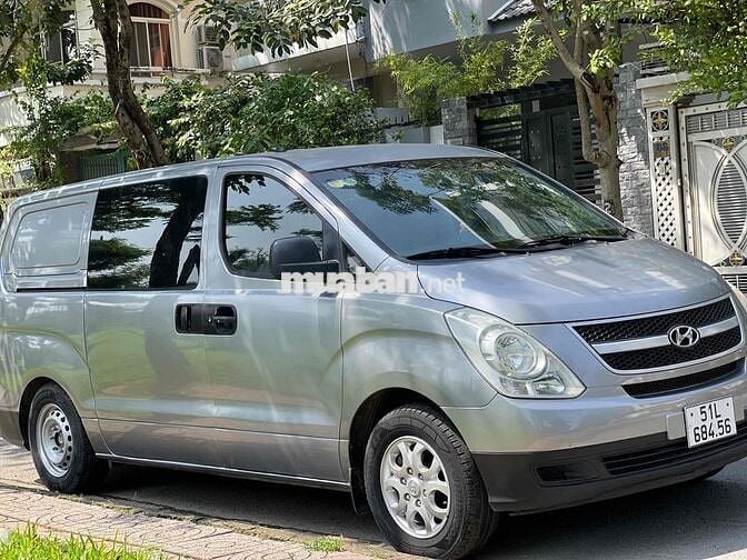 Hyundai Starex 2011 2.5D MT - 130000 km