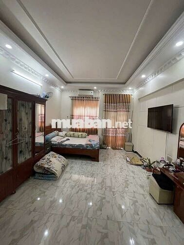 HIẾM CÓ NHÀ 6.2TỶ 2MẶT TIỀN TRƯỚC,SAU LÊ VĂN QUỚI.3TẦNG.56M2. SIU LỜI.