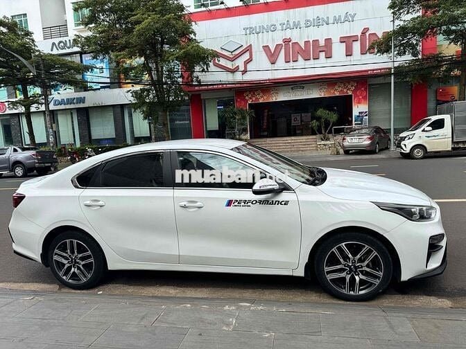 Kia Cerato 2019 1.6 MT - 70000 km