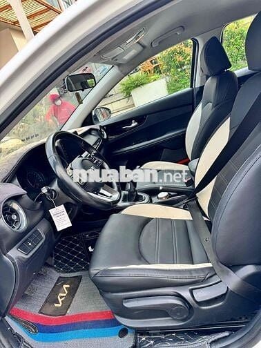 Kia Cerato 2019 1.6 MT - 70000 km