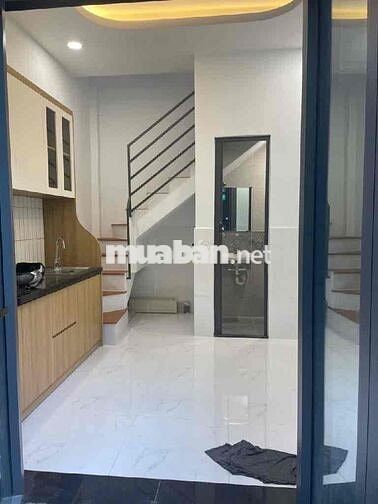 Mặt bằng nhỏ tiền hiếm có khu này