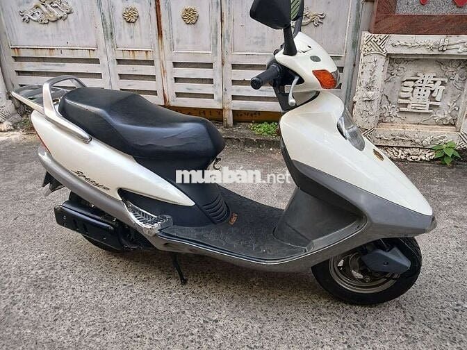 Cần tiền bán gấp xe hon da hiệu SPACY 125