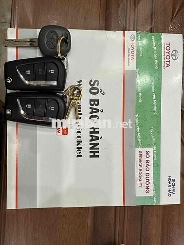 TOYOTA HILUX E 2021 AT NHẬP KHẨU