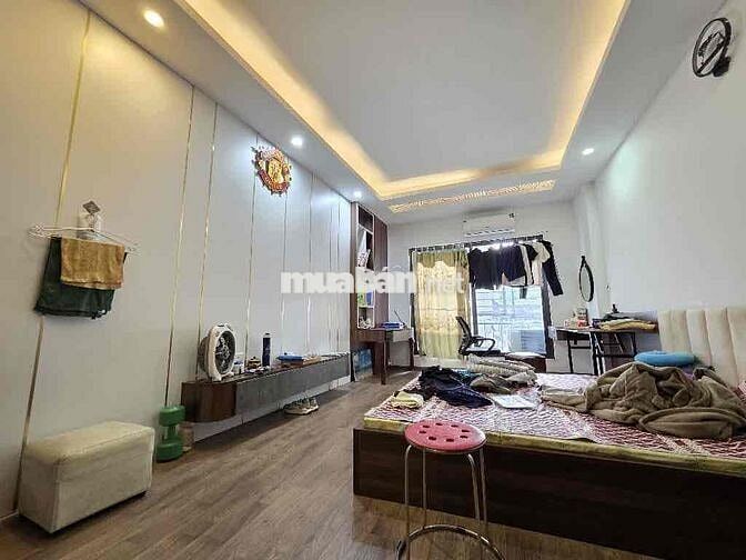 ÔTÔ ĐỖ CỔNG - LÔ GÓC - GẦN PHỐ - VIEW HỒ - NHÀ HIẾM