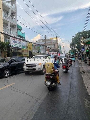 nhà mặt tiền ngang 6,5m Phan Văn Trị p11 Bình Thạnh