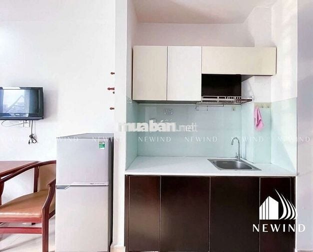 Cho thuê căn hộ ban công , full nội thất