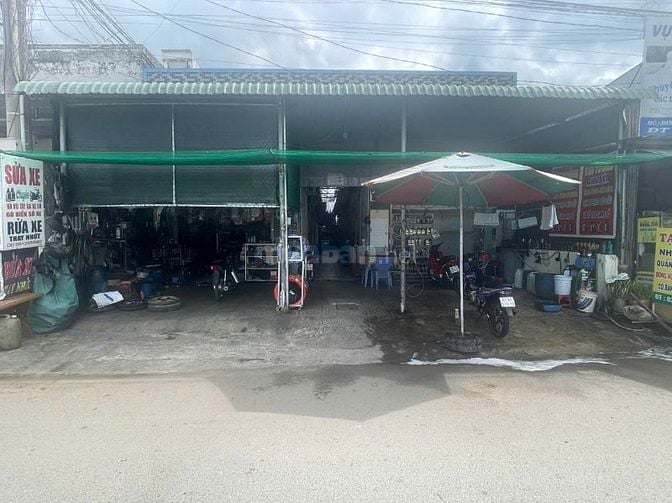 BÁN 18 PHÒNG TRỌ + ĐẤT XÂY NHÀ TRỌ ĐỨC HÒA HẠ TÂY NINH ( LONG AN ).