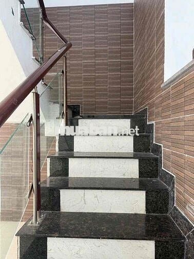 Nhà hẻm 3m Trần Văn Quang, 5x20, 1 lầu 3pn, sân rộng 5m, giá 13tr