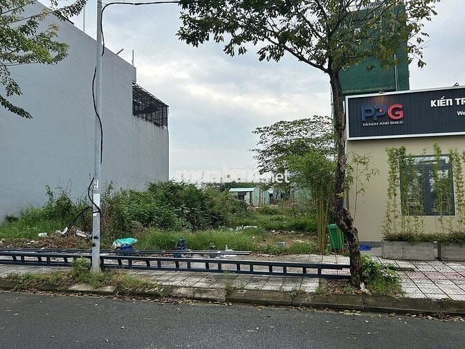 Bán lô đát Sát Góc đường Bờ Quan 8, Nam Hòa Xuân, Đà Nẵng