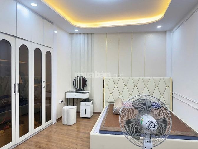 ĐÊ LA THÀNH NHÀ ĐẸP–DÂN XÂY–FULL NỘI THẤT–15M RA PHỐ- 31M2- NHỈNH 7 TỶ