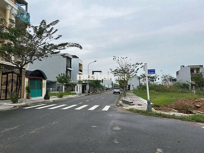 Bán lô đát Sát Góc đường Bờ Quan 8, Nam Hòa Xuân, Đà Nẵng