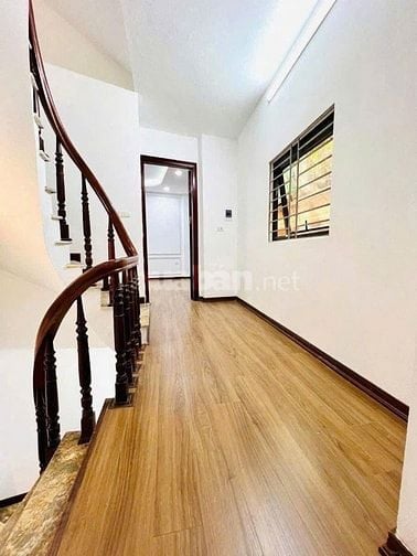 ĐÊ LA THÀNH NHÀ ĐẸP–DÂN XÂY–FULL NỘI THẤT–15M RA PHỐ- 31M2- NHỈNH 7 TỶ