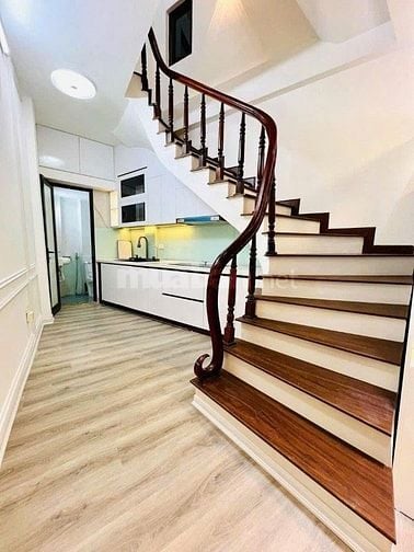 ĐÊ LA THÀNH NHÀ ĐẸP–DÂN XÂY–FULL NỘI THẤT–15M RA PHỐ- 31M2- NHỈNH 7 TỶ