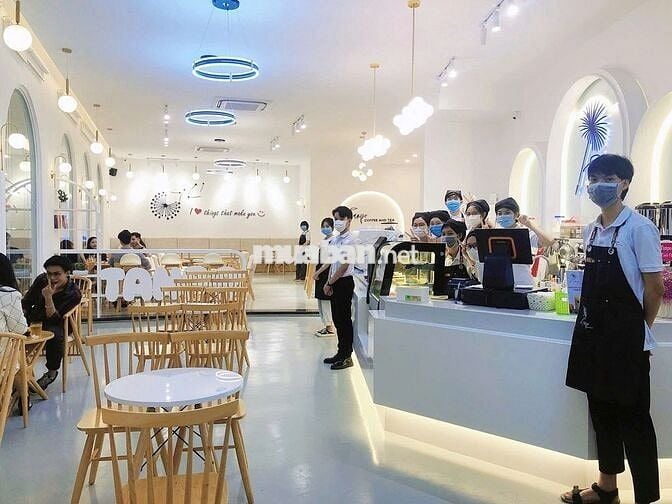 CC gửi sang quán coffee 2MT Ngô Thì Nhậm