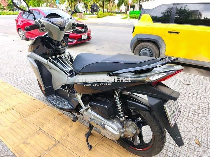 Honda Air Blade 110 Fi 2011 Xám đen