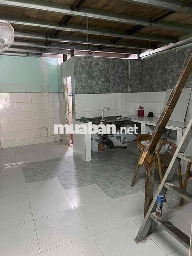 e cần sang lại tiệm spa ở hóc môn