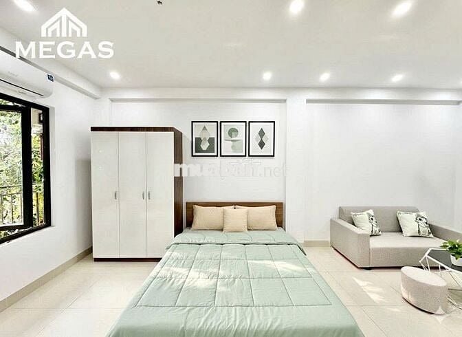 CHO THUÊ CĂN HỘ STUDIO MỚI BAN CÔNG CỬA SỔ NGAY HỌC VIỆN TÀI CHÍNH