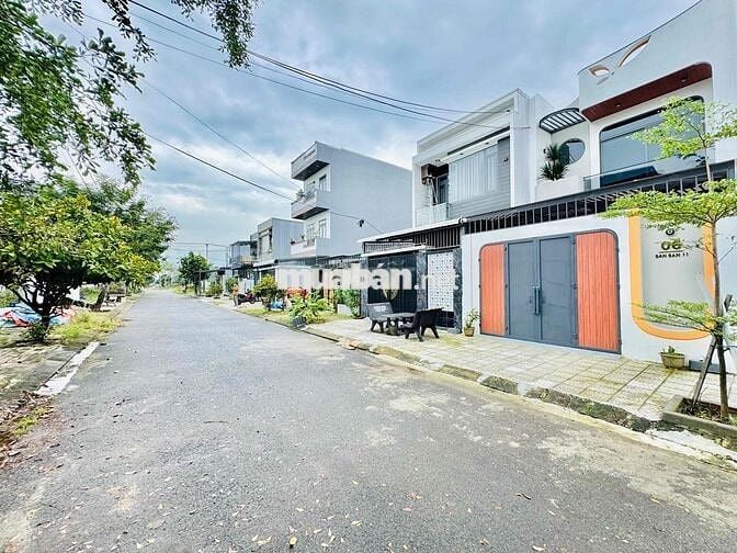 Đất đường Ban Ban- Khu Bá Tùng, Ngũ Hành Sơn 3tỷ700 vị trí đẹp