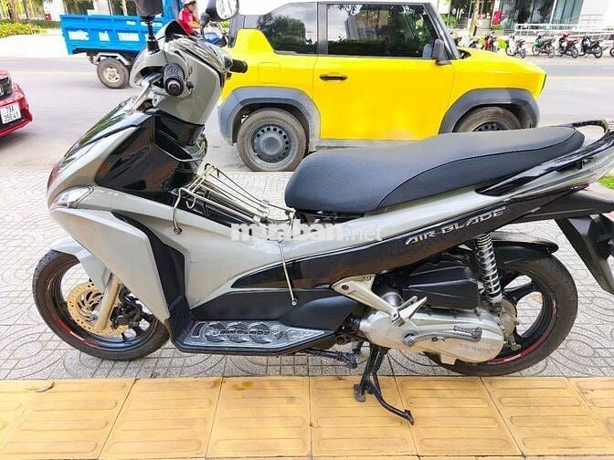 Honda Air Blade 110 Fi 2011 Xám đen
