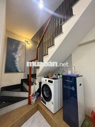 NHÀ ĐẸP 2 TẦNG, DT 36M2, HẺM XE HƠI THÔNG, FULL NỘI THẤT, 4,4 TỶ TL