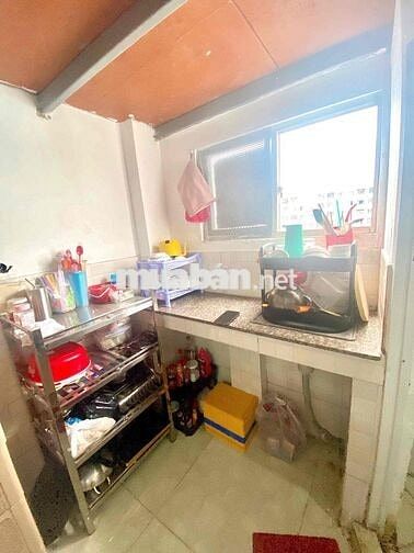 hỗ trợ 300k/ trong 3 tháng đầu