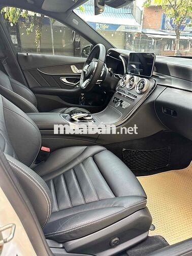 Mercedes Benz  C300 AMG - 55000 km