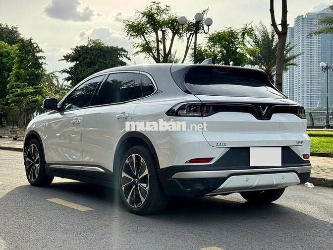 Vinfast VF8 2024 Lux Plus Trắng - 17.000km