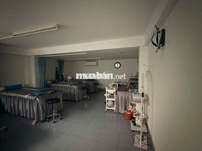 Mặt Tiền Nguyễn Văn Nghi Gần Ngã 6 Quang Trung Vị Trí Đẹp.