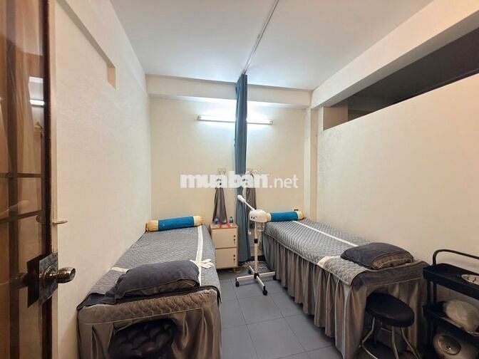 Mặt Tiền Nguyễn Văn Nghi Gần Ngã 6 Quang Trung Vị Trí Đẹp.