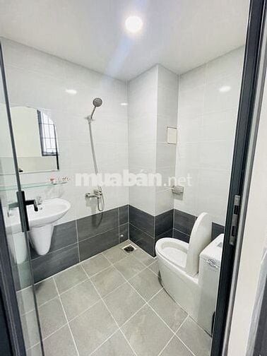 CHDV ban công sẵn nội thất ngay chợ Phạm Văn Bạch