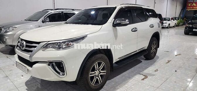 Toyota Fortuner 2016 2.4G Trắng