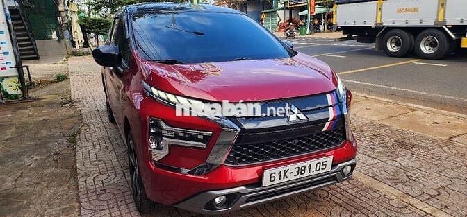 Mitsubishi Xpander Premium 2023 Đỏ..số tự động 1.5