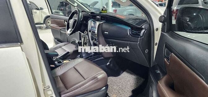 Toyota Fortuner 2016 2.4G Trắng