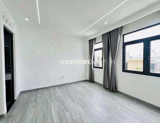 CỰC HOT KHÓ TÌM - 247E Huỳnh Văn Bánh, P11, TB- DT 5x20, 3 lầu