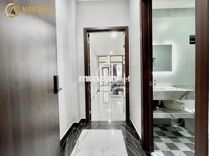 CHDV full nội thât 1pn ban công,cửa sổ máy giặt sát chợ Hoàng Hoa Thám