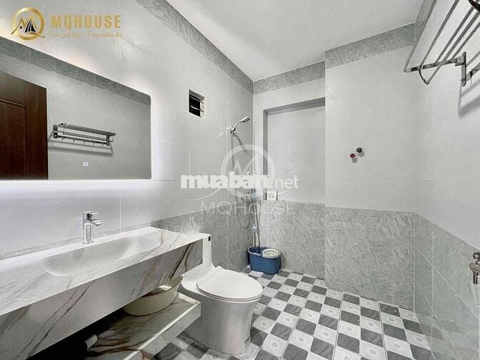 CHDV full nội thât 1pn ban công,cửa sổ máy giặt sát chợ Hoàng Hoa Thám