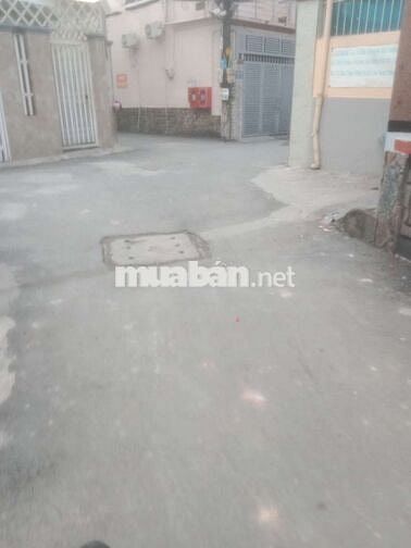 GẦN CÔNG VIÊN LÀNG HOA ĐƯỜNG SỐ 18 GÒ VẤP 2 TẦNG 2PN HƠN 6 TỶ