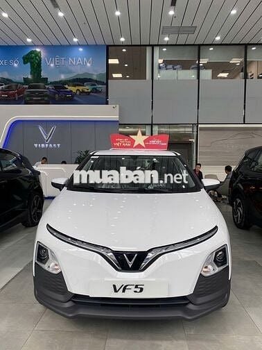 VF5 khách em cần bán lại xe mới, chưa đăng ký