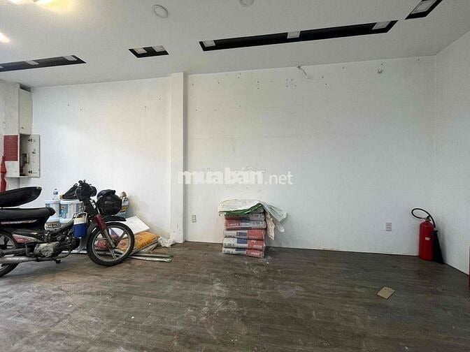 MBKD ngay chung cư Hà Đô Centrosa, toà nhà Viettel Nail , mi , Studio