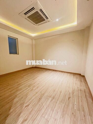 CHO THUÊ NHÀ MẶT TIỀN 3/2 CẶP HÔNG HÀ ĐÔ CENTROSA QUẬN 10