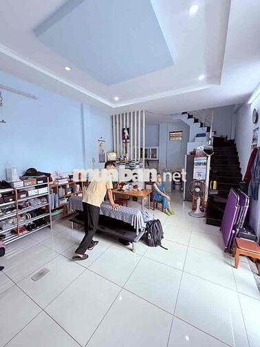 BÁN CĂN GỐC MTKD NỞ HẬU, P PHÚ THỌ HOÀ, DT 33m2- 5 Tỷ