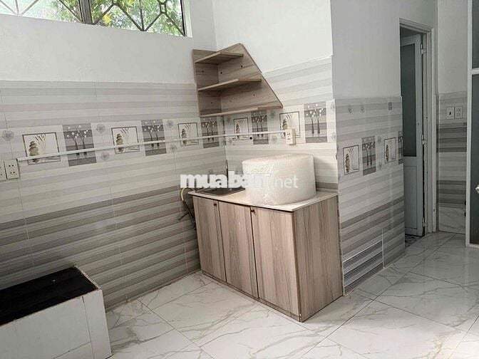 Cho thuê phòng gần chợ Bà Chiểu, Trường học các cấp. Quận Bình Thạnh