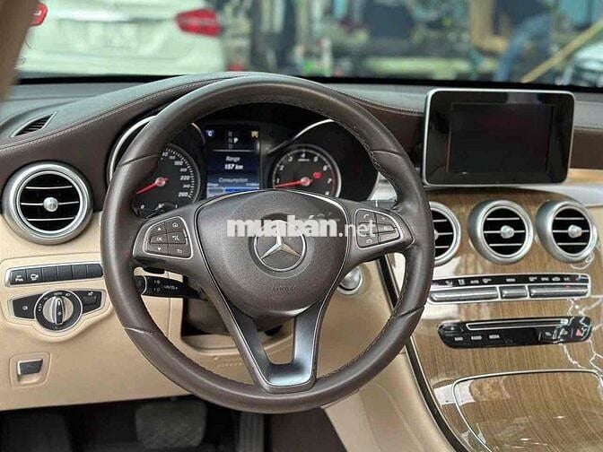 Mercedes-Benz GLC300 Coupe 2017 4MATIC