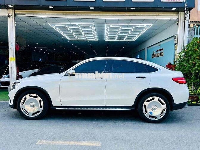 Mercedes-Benz GLC300 Coupe 2017 4MATIC