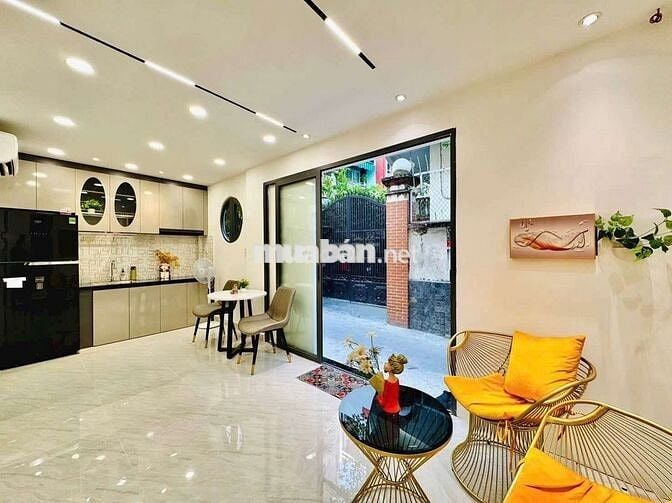 Nhà 3 PN full Nội Thất Cô Giang giá chỉ 15tr